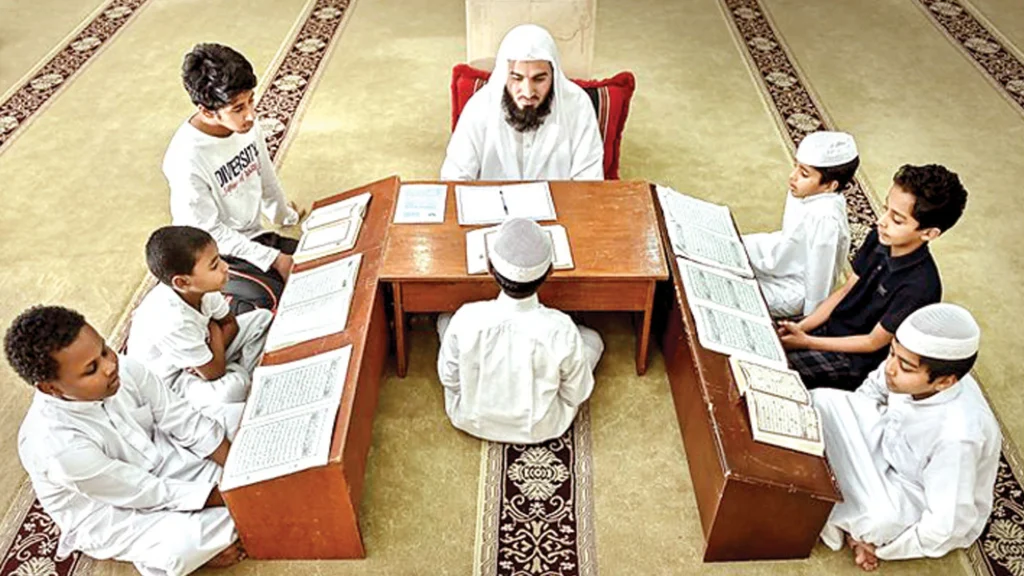 تحفيظ القرآن الكريم للكبار بسلطنة عمان