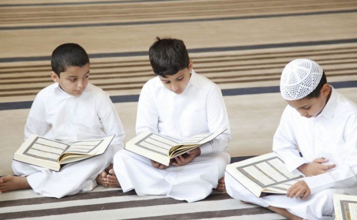 تحفيظ القرآن الكريم للكبار بسلطنة عمان